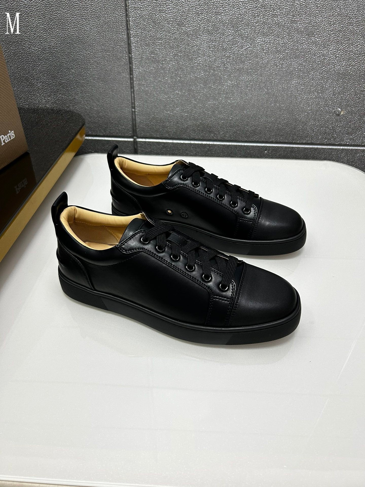 CHAUSSURES CHRISTIAN LOUBOUTIN