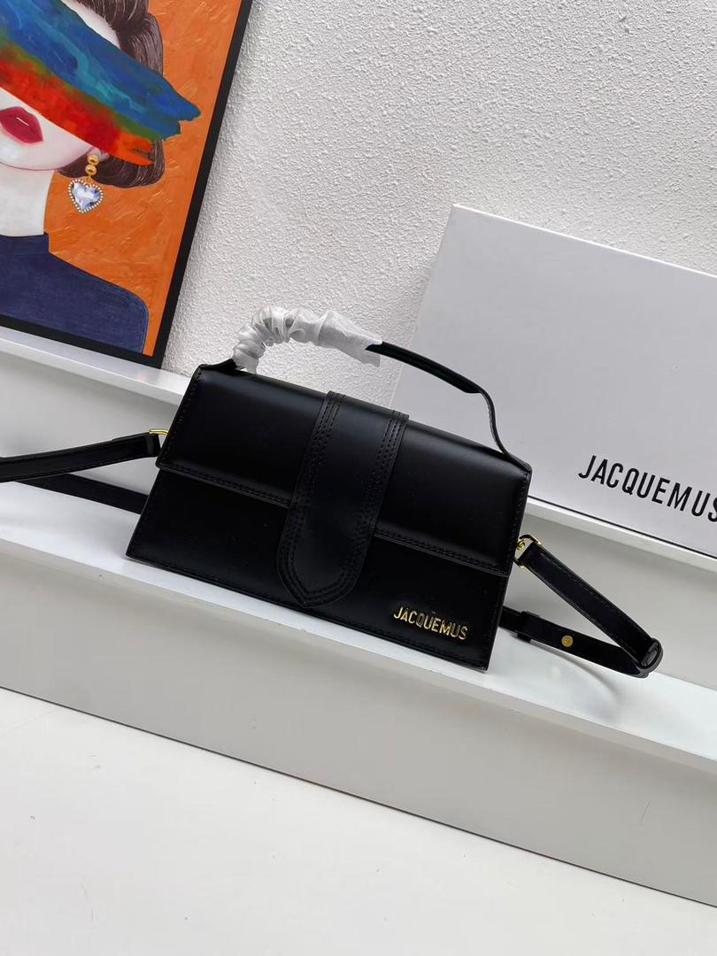 JACQUEMUS BAG NOIR
