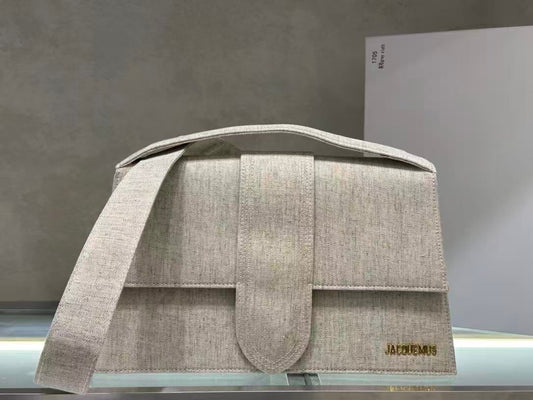 JACQUEMUS BAG BEIGE