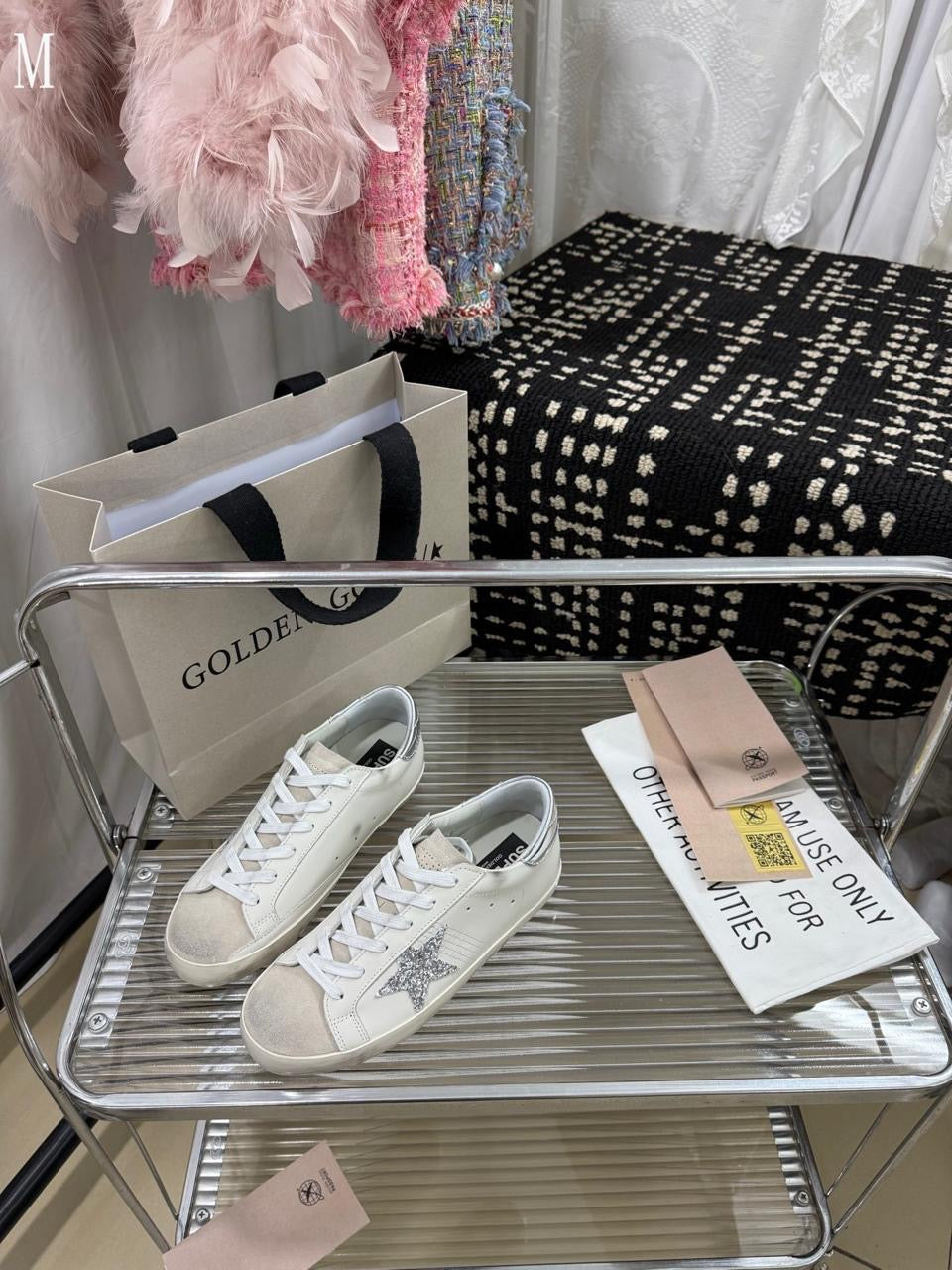 Golden goose superstar