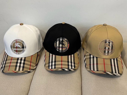 Casquette Burberry Vintage Check avec Patch Logo