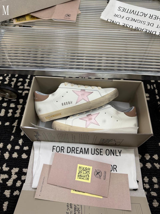 Golden goose superstar