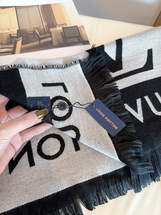 LV SCARVES