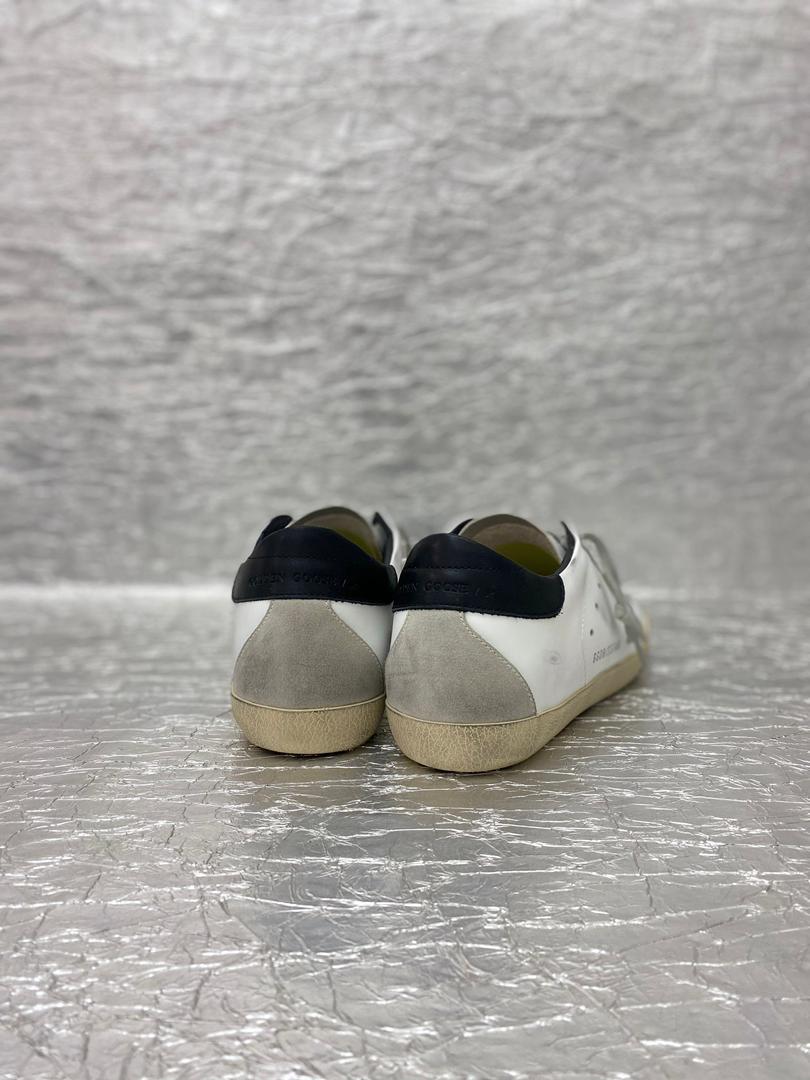 GOLDEN GOOSE SUPER STAR